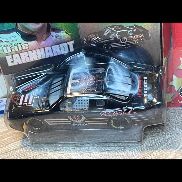 Dale Earnhardt jr winner’s circle race car memorabilia - Picture 2 of 10